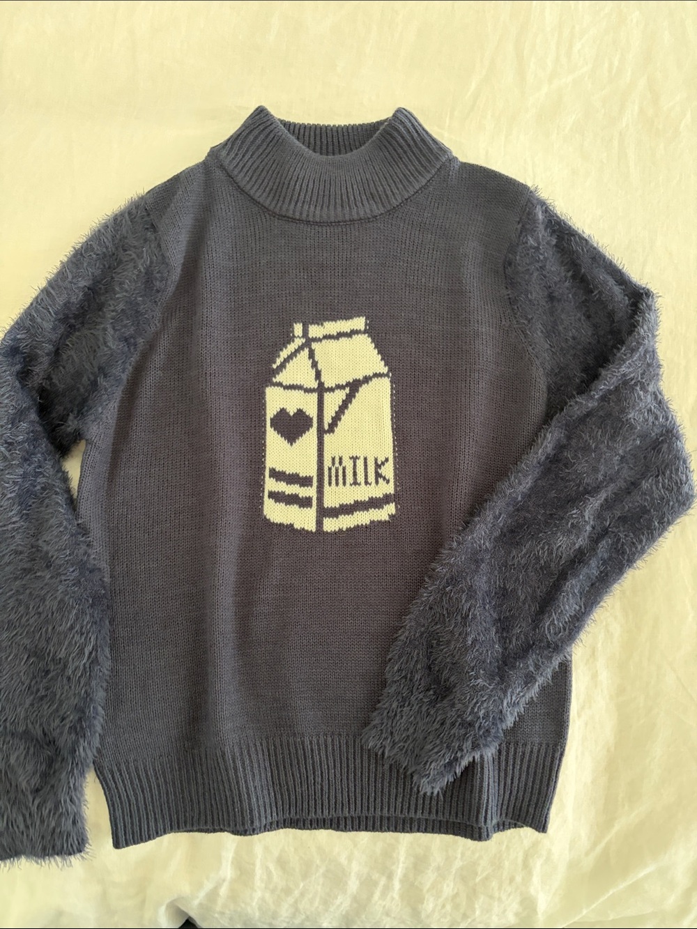 Navy blue Fuzzy-Sleeve Sweater with Cream Milk Carton Graphic xs/s